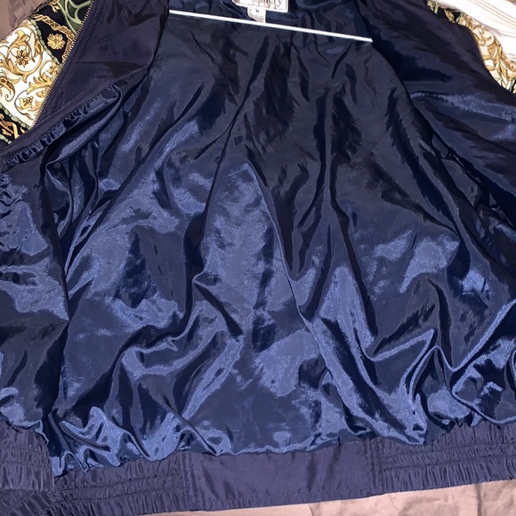 Jacket - Picture 11 of 11